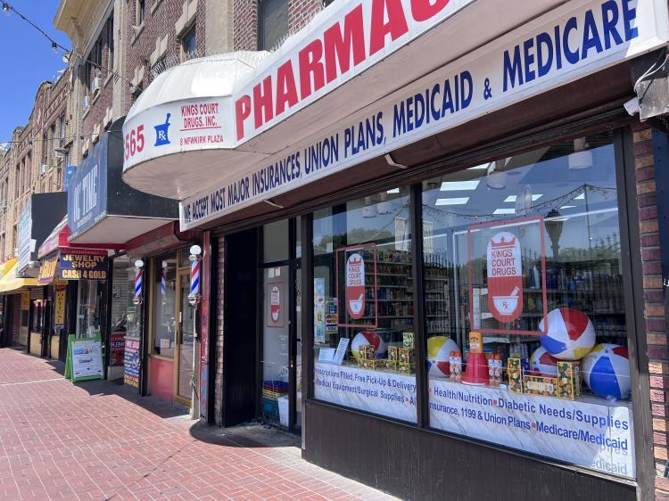 Kings Court Drugs – your trusted neighborhood pharmacy in Brooklyn, where community care meets convenience and coverage.